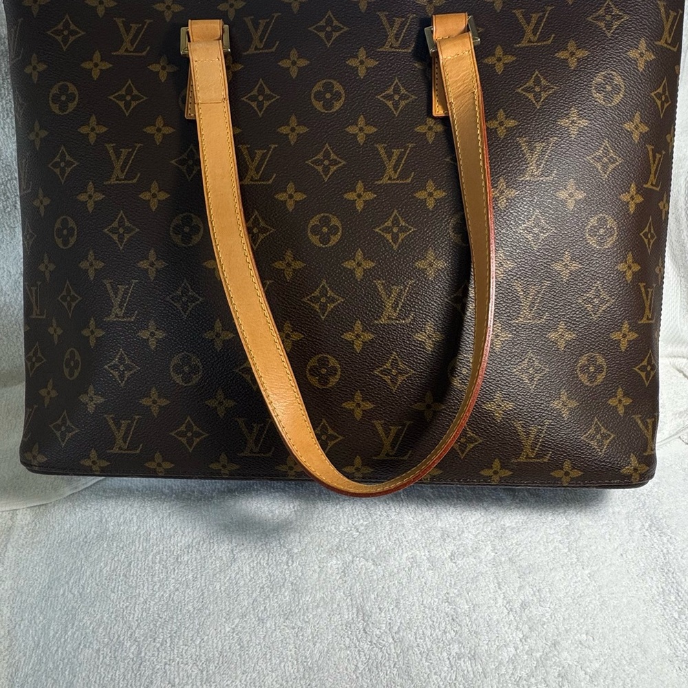 Louis Vuitton Monogram Tote Bag